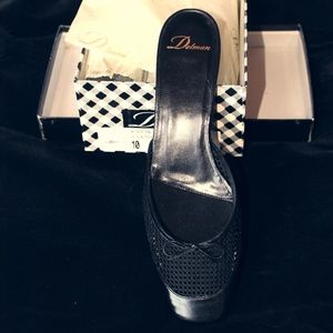 NEW w/Tags! Delman black leather woven slides
